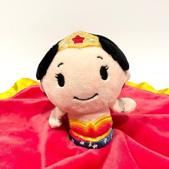 Hallmark Itty Bittys Red Plush DC Comics Wonder Woman Lovey Security Blanket - Picture 3 of 6